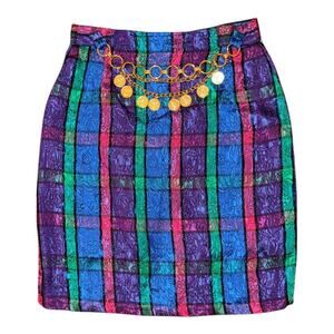 Vintage Y2K European plaid skirt with gold chain belt Size S